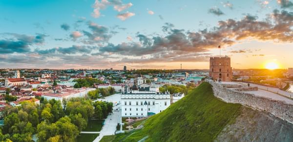 GoVilnius-Panorama-Oldtown-Sunset-Andrius-Aleksandravicius.jpg