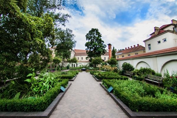 GoVilnius-Summer-Bernardine-Garden-Monika-Krilaviciene.jpg