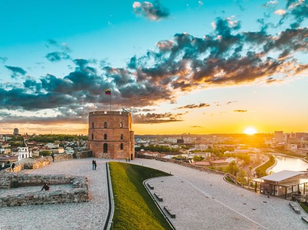 GoVilnius-Tower-Panorama-Sunset-Andrius-Aleksandravicius.jpg