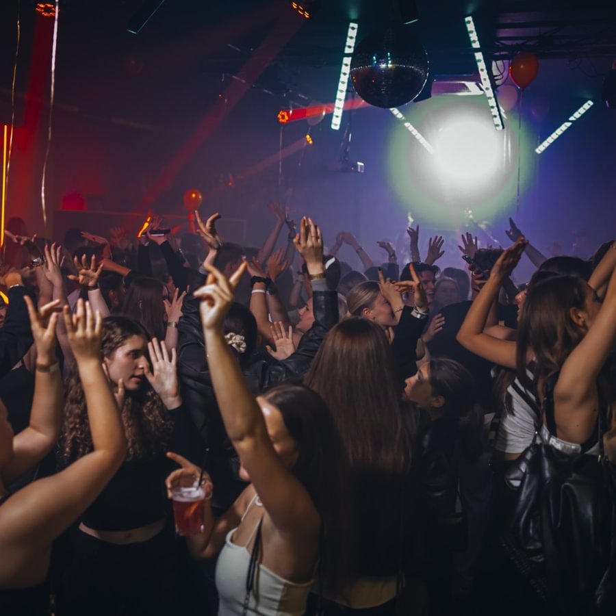 Chaos Lounge & Nightclub 