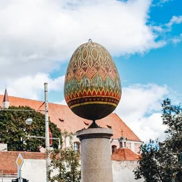 Easter Egg Sculpture