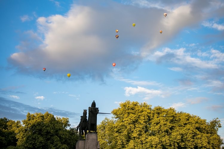 Paminklas LDK didžiajam kunigaikščiui Gediminui