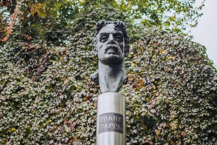 Denkmal für Frank Zappa