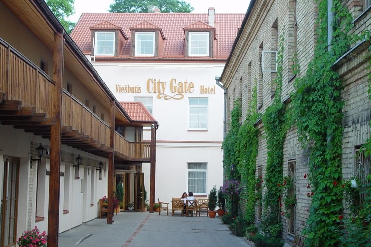 City Gate Hotel