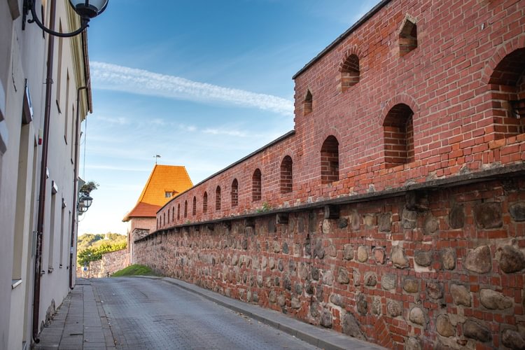 Wileńska basteja i mury obronne