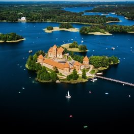 Niekur neskubėkite – mėgaukitės diena Trakuose