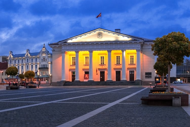  Town Hall Square