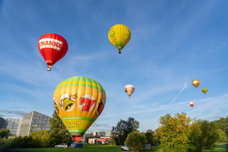 Loty balonem na ogrzane powietrze „Smile Balloons”