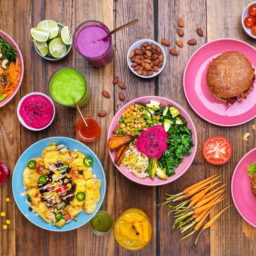 Vegetarinių kavinių gidas laimingo maisto mėgėjams