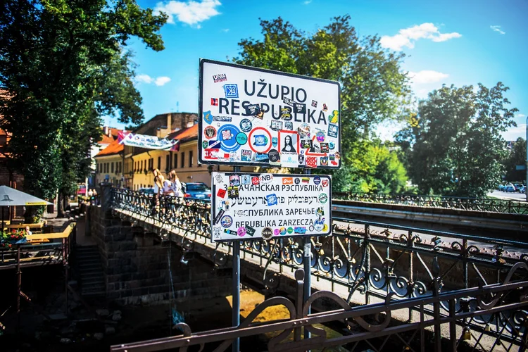 Crossing The Užupis Border