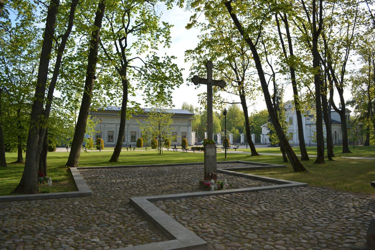 Мемориальный комплекс Тускуленского парка мира