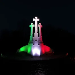 Vilnius Illuminated in Show of Solidarity with Italian People