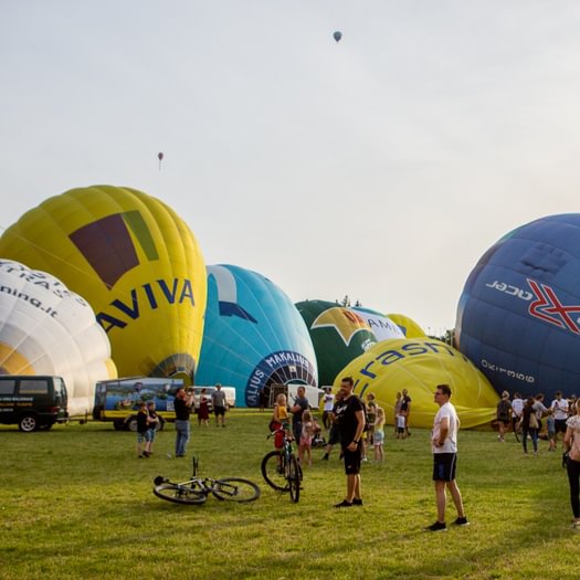 Hot-Air Ballooning Over the Old Town
