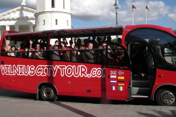 Ekskursija autobusu „Neįprastos Vilniaus istorijos“