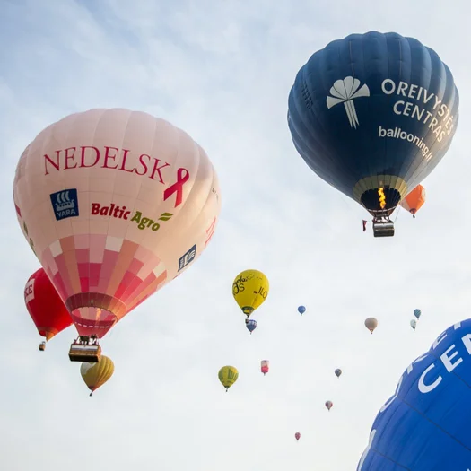 Ascend into a heavenly winter fairy tale in a hot air balloon