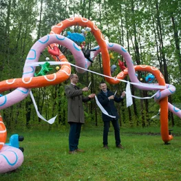 Vilnius Fuses Science and Art in Sculpture Dedicated to DNA and Gene Editing Technology