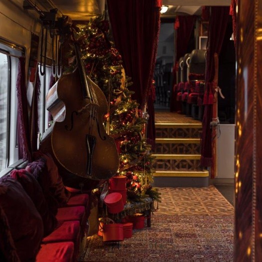 Stebuklinga kelionė į Vilnių kalėdiniu traukiniu: M. Petruškevičių dekoracijoms įkvėpė Rytų Ekspresas 