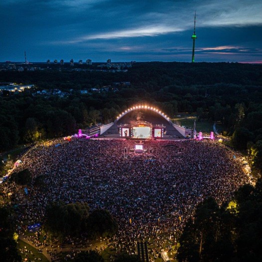 Festivalyje „Jaunas kaip Vilnius" sostinės jubiliejų šventė dešimtys tūkstančių žmonių (nuotraukų galerija) 