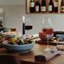 Upės Tapas & Wine