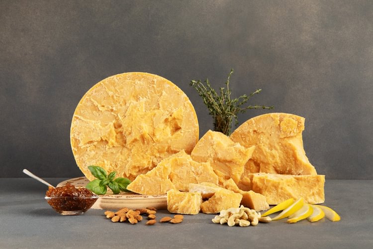 Cheese Džiugas House 