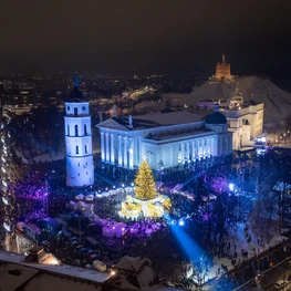Vilnius Brings Back Festive Favorites for Christmas: Natural Tree, Deluxe Holiday Trains, and Hand-Crafted Designer Gifts