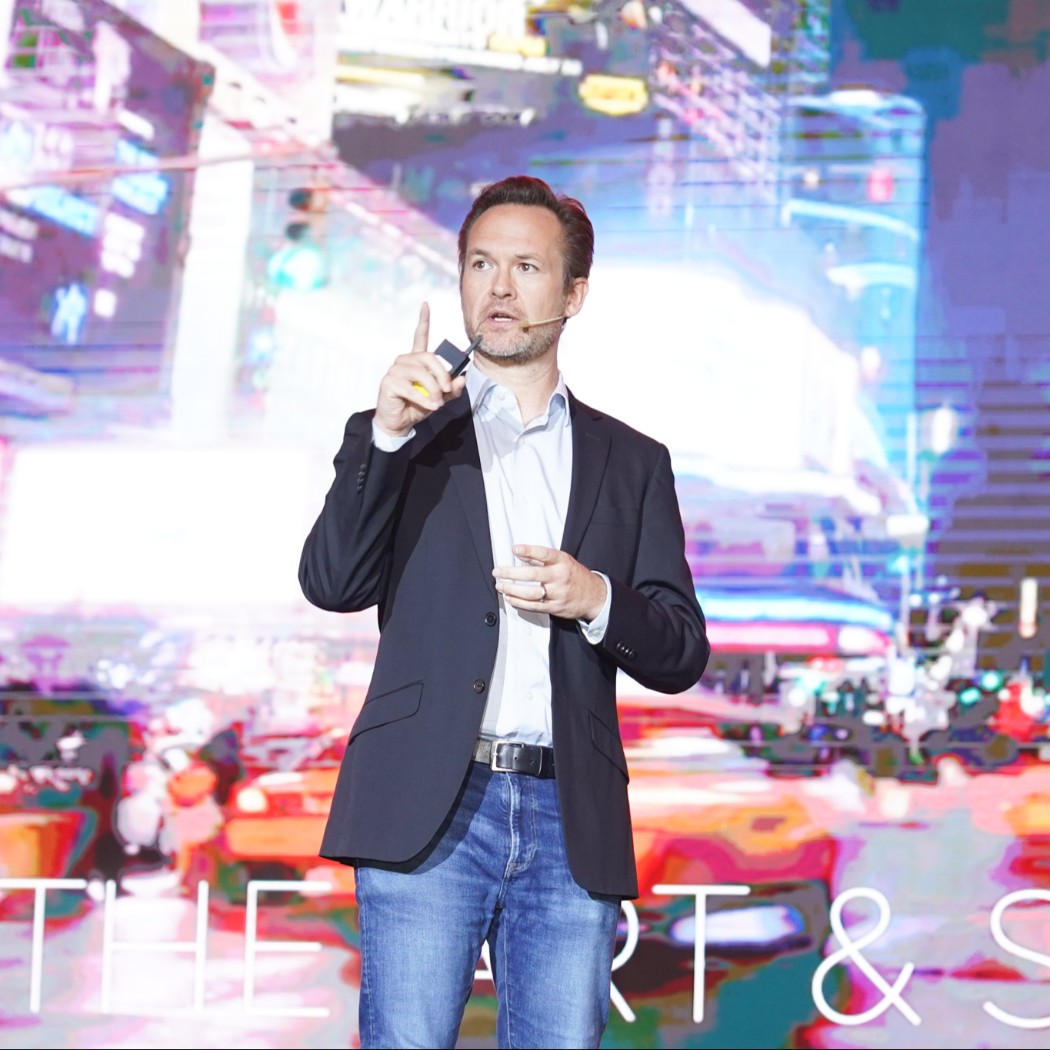 70 šalių aplankęs britų tinklaraštininkas negaili pagyrų Vilniui: sužavėjo tradicijų ir eksperimentų dinamika