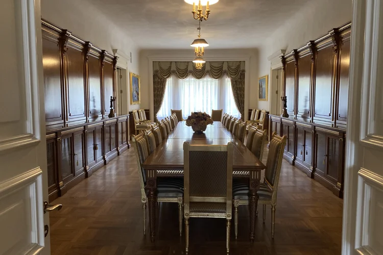 Užutrakio dvaro sodyba
