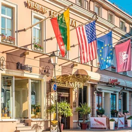 Imperial Hotel & Restaurant
