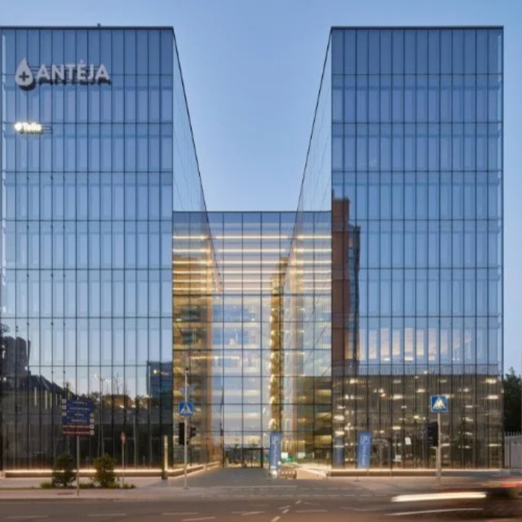 LVIVO Business Center
