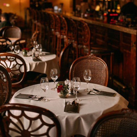 California Bar & Restaurant