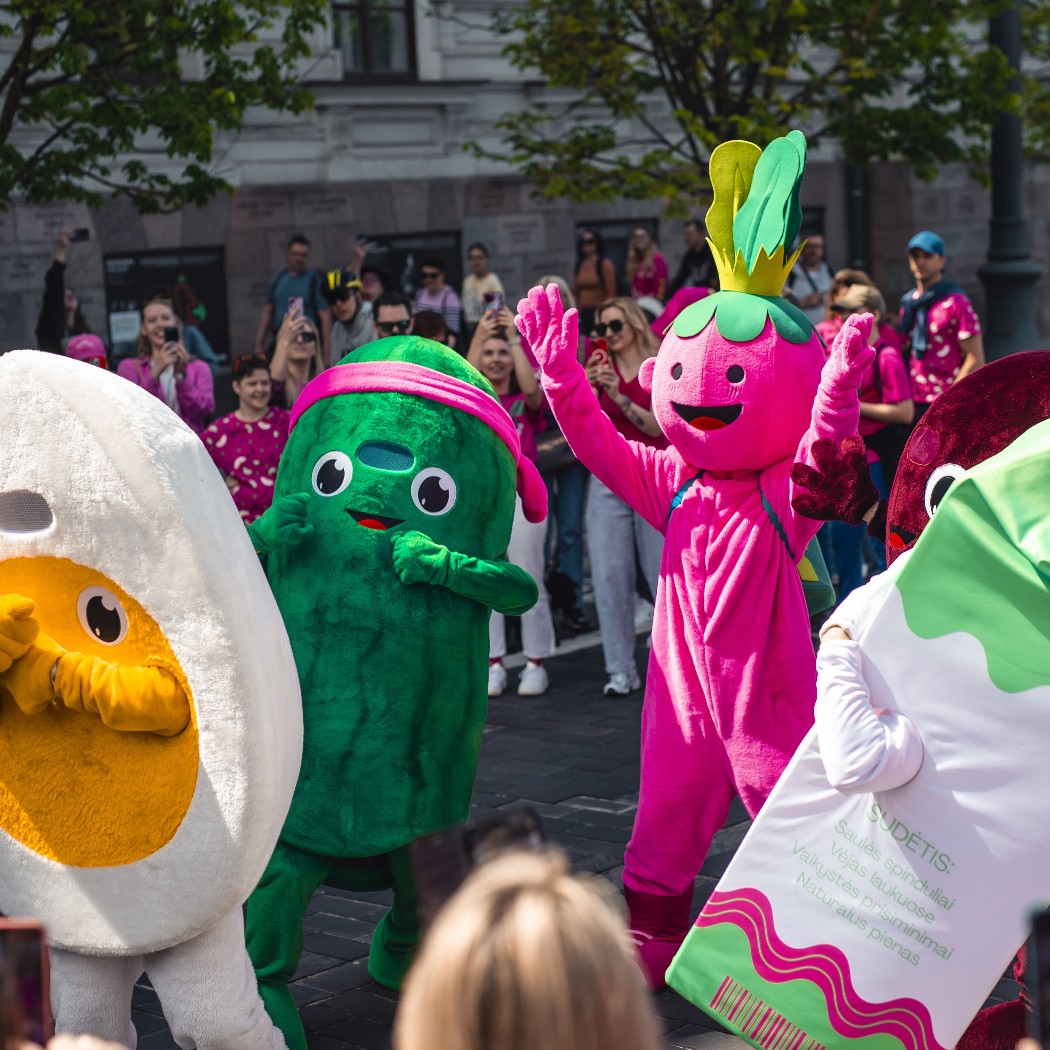 Šaltibarščių festivalis „Vilnius Pink Soup Fest“ auga: trys rožinės dienos ir dar daugiau erdvės beprotiškiausioms idėjoms