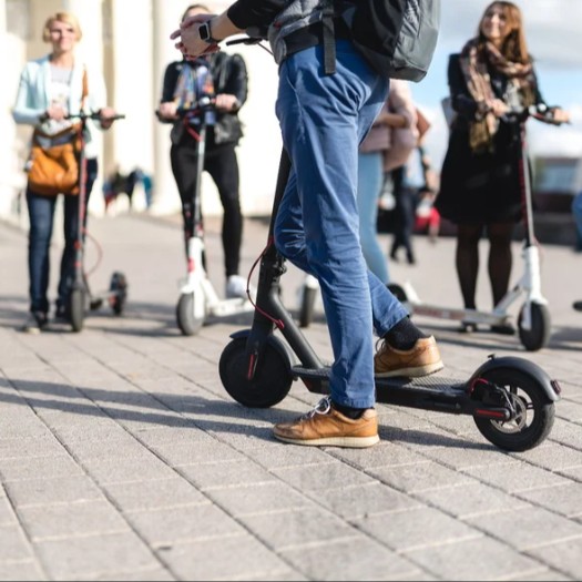 E-Bikes und E-Scooter