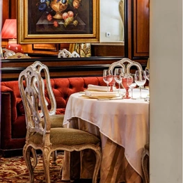 Istorinė vakarienė seniausiame Vilniaus viešbutyje „Narutis“