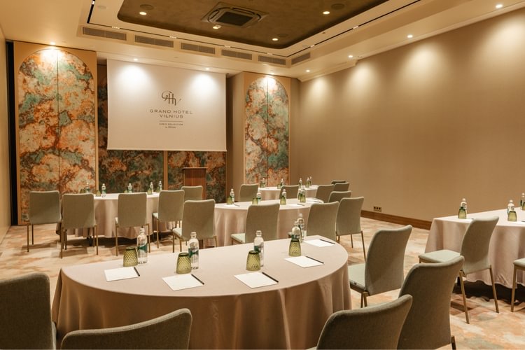 Grand Hotel Vilnius, Curio Collection by Hilton