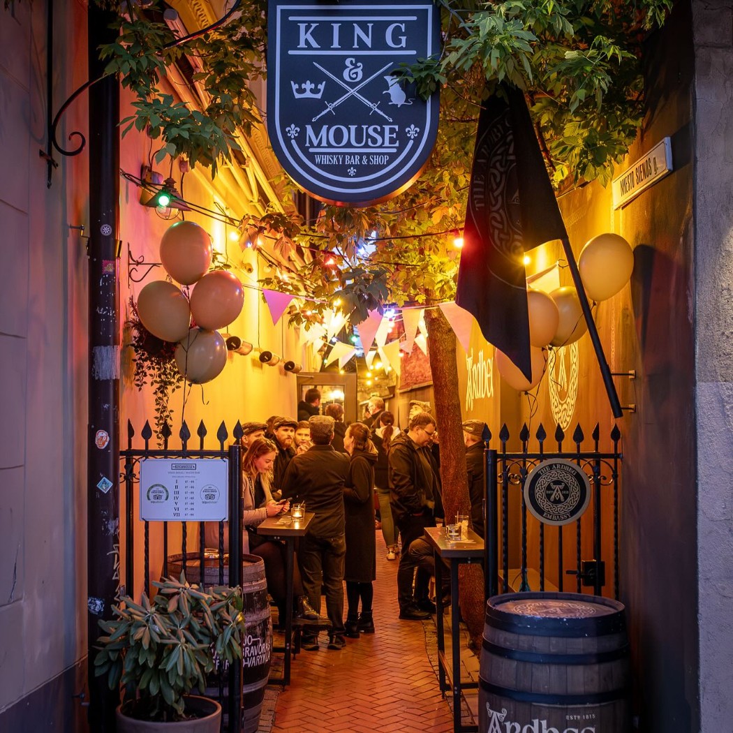 King & Mouse - Wisky Bar & Shop
