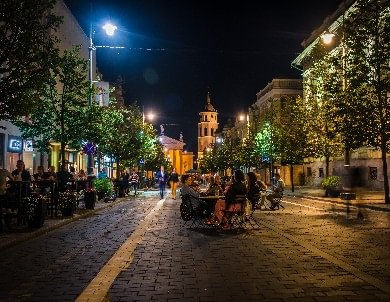 Die besten Aktivitäten in Vilnius bei Nacht abseits von Bars und Clubs
