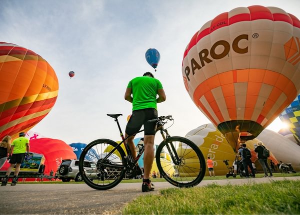 Cycling: Sightsee At Your Own Pace 