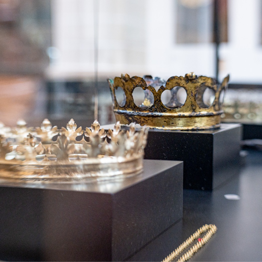 Today, Vilnius Opens Exhibition of Royal Burial Insignia Thought Lost for Almost One Century